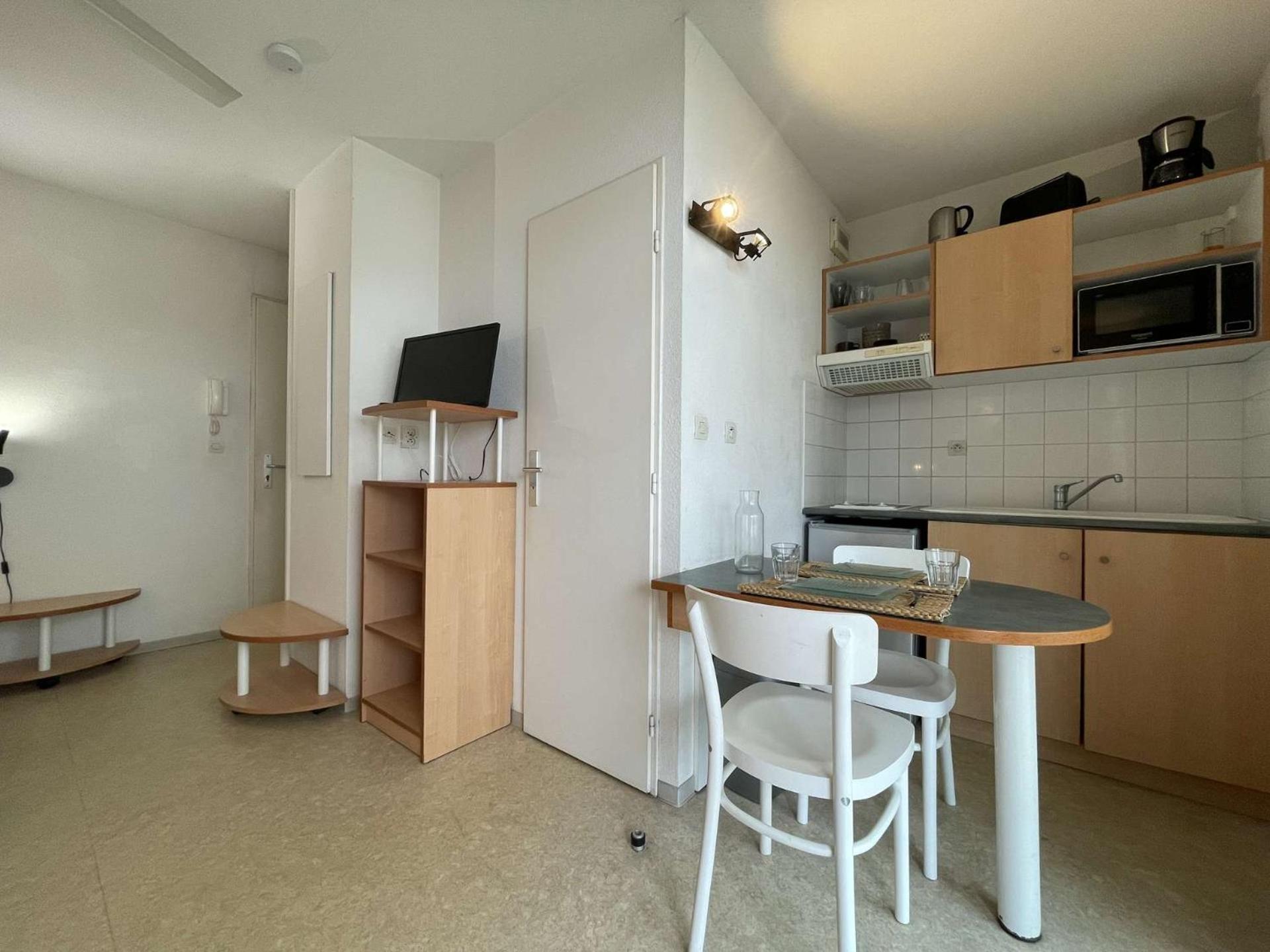Apartment Appt La Rochelle - Lr030-e24